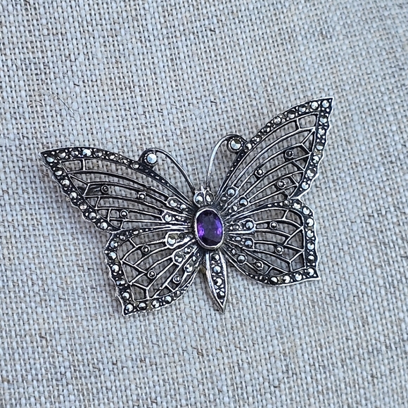 Vtg. 925 sterling silver butterfly w/genuine amethyst - Picture 5 of 5